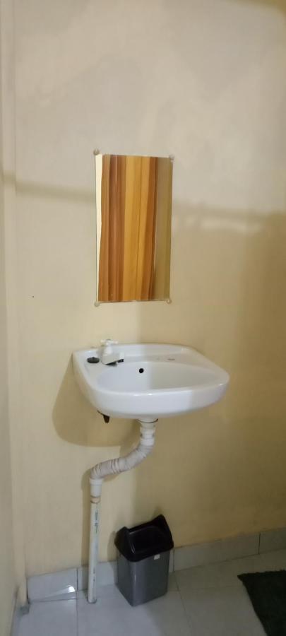 Honey Home Kuta  Экстерьер фото