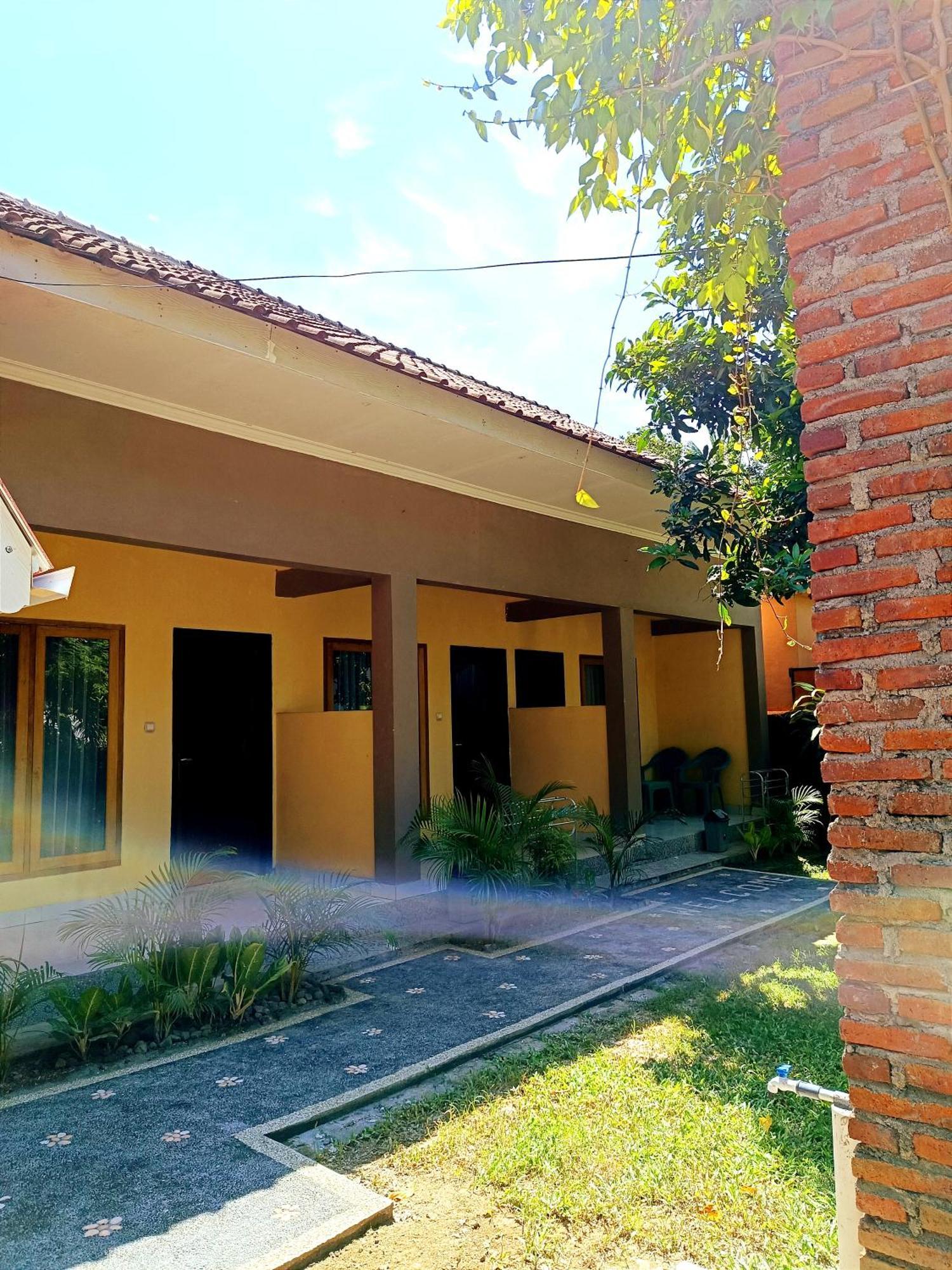 Honey Home Kuta  Экстерьер фото